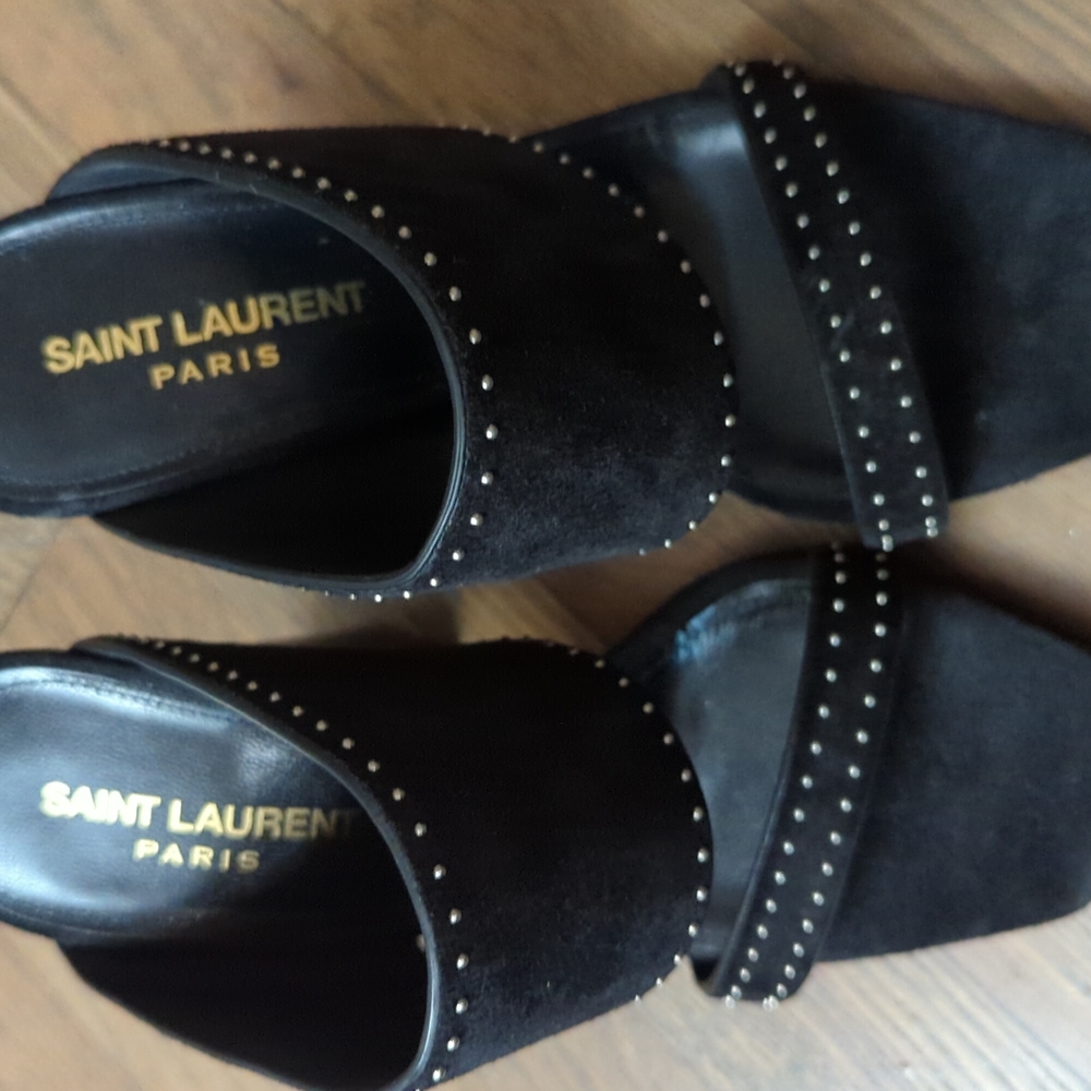 Shoe - Picture 5 of 5